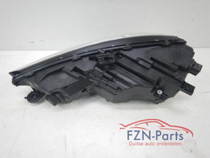 Audi A4 8W Facelift Koplamp rechts