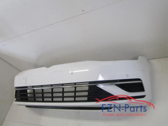 VW Golf 7 Facelift Voorbumper HighL Chrome 6PDC