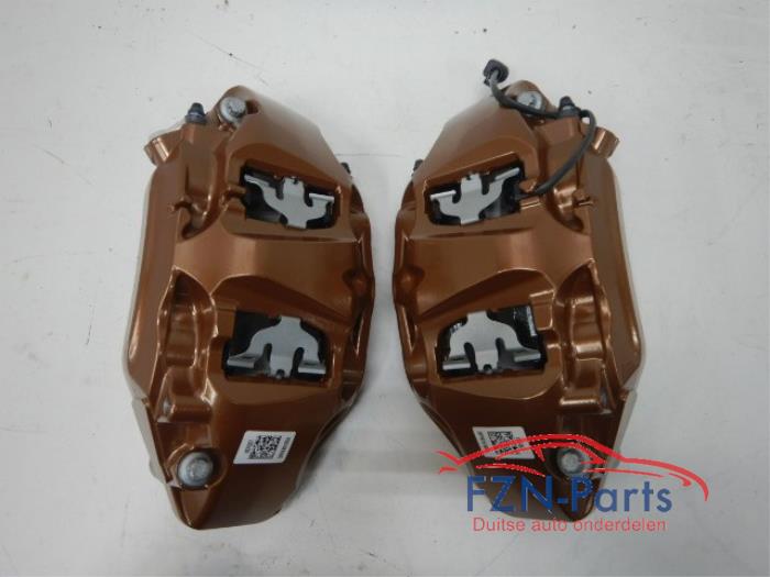 VW Golf 7 / 7.5 / 8 5G 5H Remset Voorzijde 6 Pots Akebono 374MM L+R NIEUW
