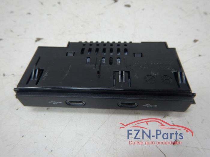 AUX/USB aansluiting Volkswagen Tiguan (22744591)
