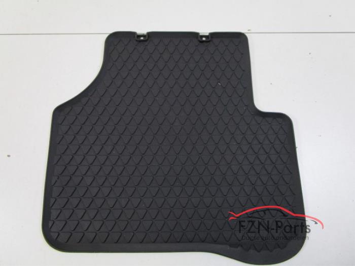 VW Passat 3C B6 B7 CC AII Weather Rubber Mattenset