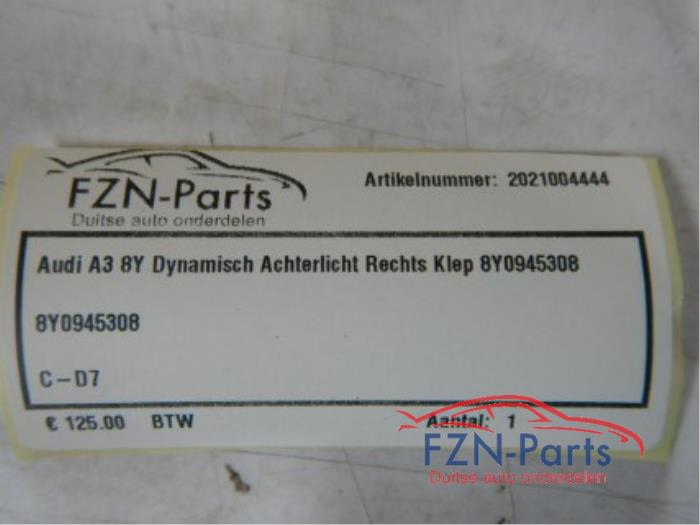 Audi A3 8Y dynamisch achterlicht rechts klep
