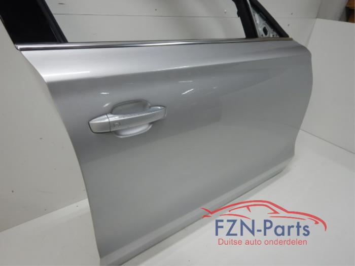 Portier 4Deurs rechts-voor Audi A8 (22744498)