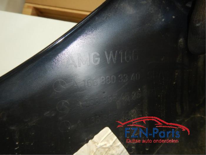 Mercedes-Benz W166 ML-Klasse AMG-Line Voorbumper 6PDC KLS 9197 Kleur: Obsidianschwarz 9197