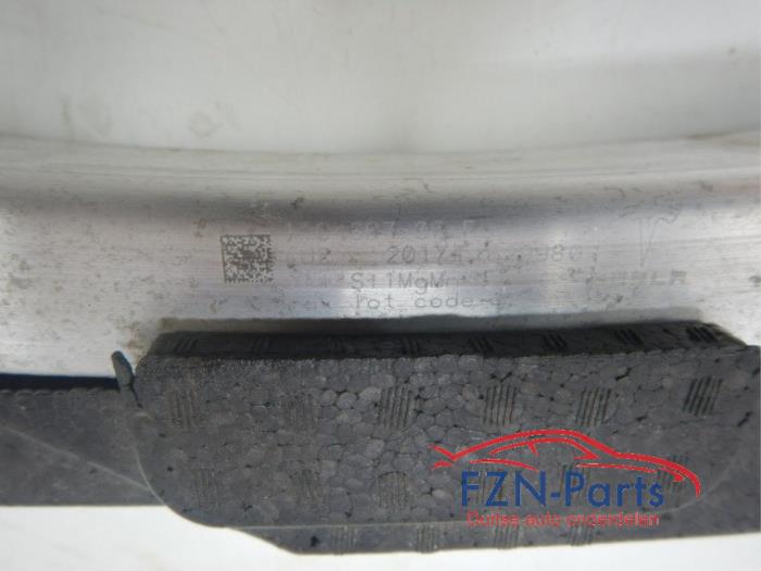 Tesla Model 3 Bumperbalk voorzijde