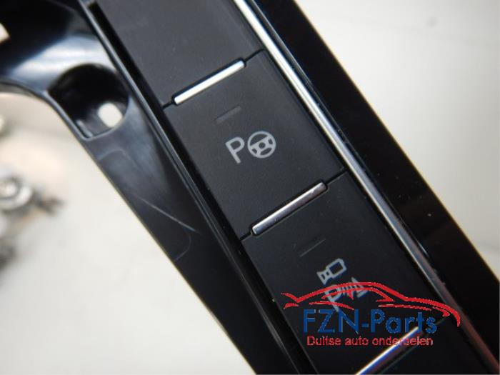 VW Passat B8 DSG Inleg Schakelpook Middenconsole USB-C