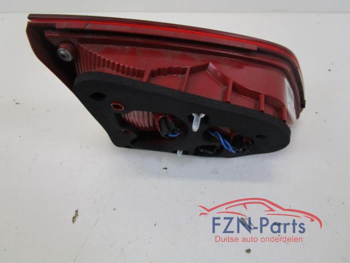 VW Passat B7 Achterlicht Achterklep Rechts R