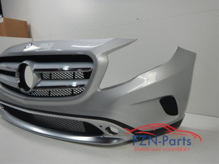 Voorbumper Mercedes GLA (22721191)