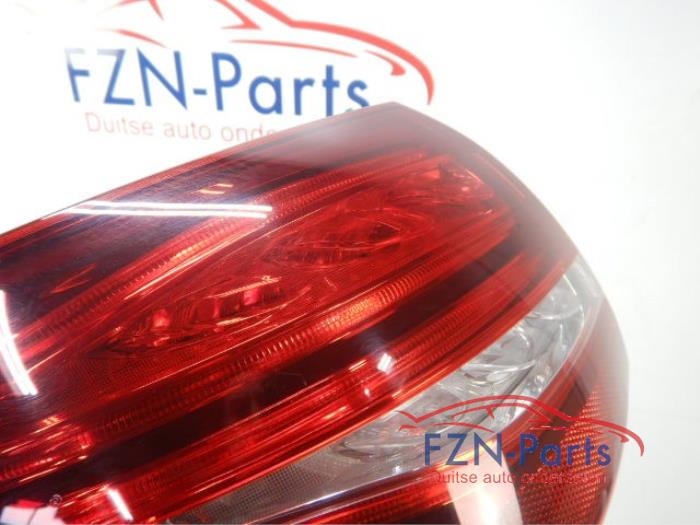 Mercedes-Benz C-Klasse W205 Estate Combi Achterlicht Links-buiten
