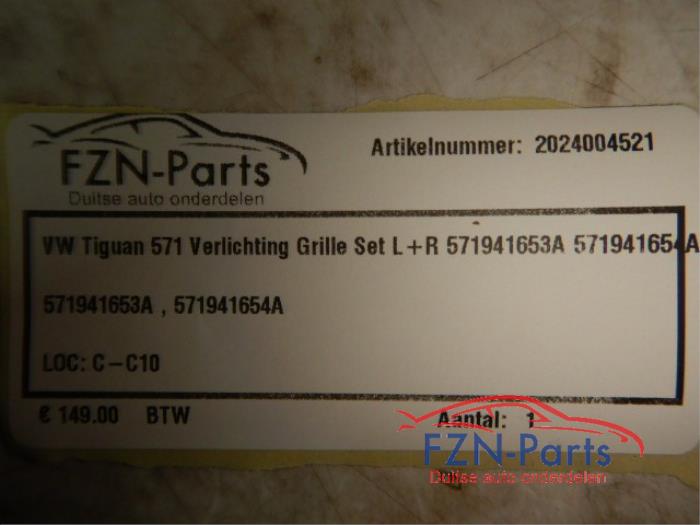 VW Tiguan 571 Verlichting Grille Set L+R