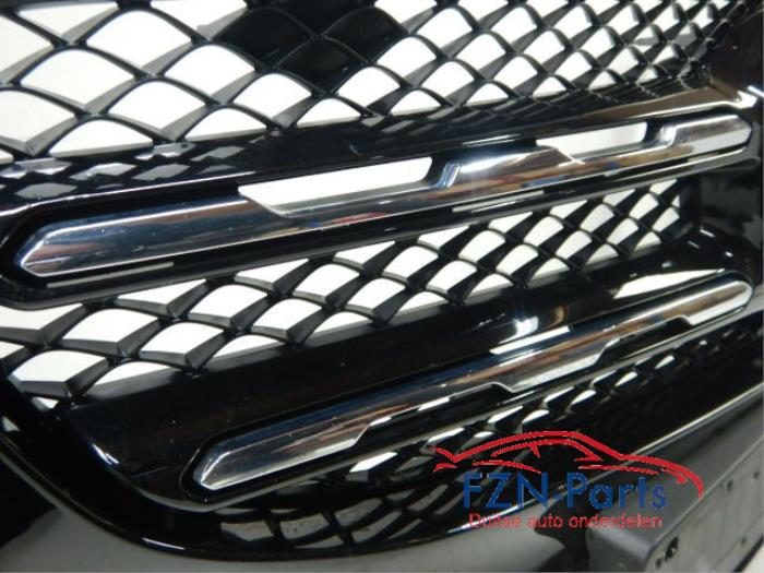 Mercedes-Benz GLC Facelift W253 Voorbumper 6PDC