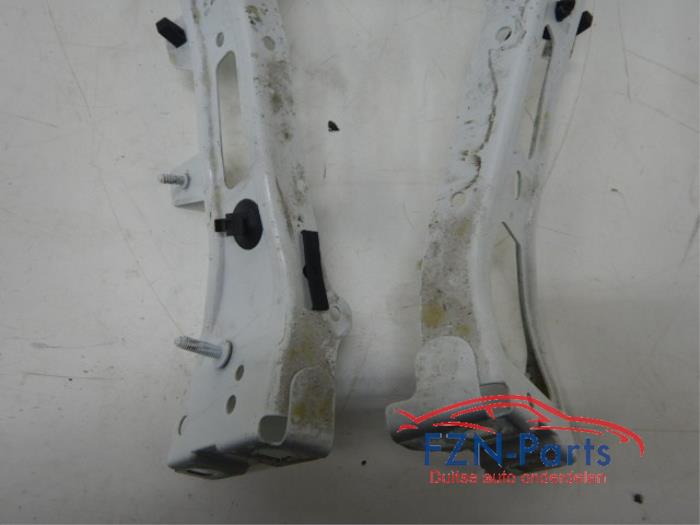 Steun (diversen) Audi A4 (22740337)