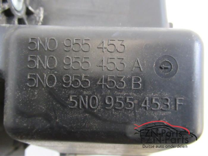 Ruitensproeiertank voor Volkswagen Tiguan (22742803)