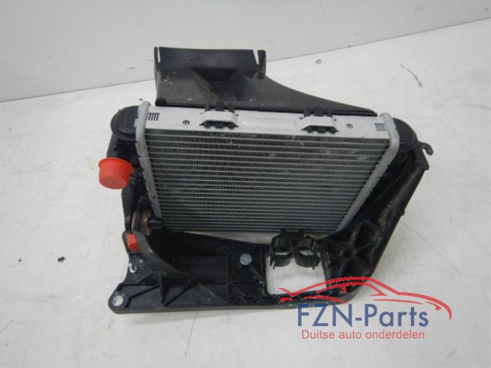 VW Golf 8 R Extra Radiateur Rechts+houder