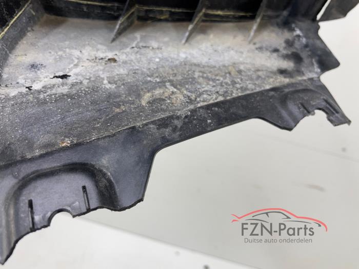 Audi RS6 Modderkuip Links Kleine deel lichte schade bevestiging