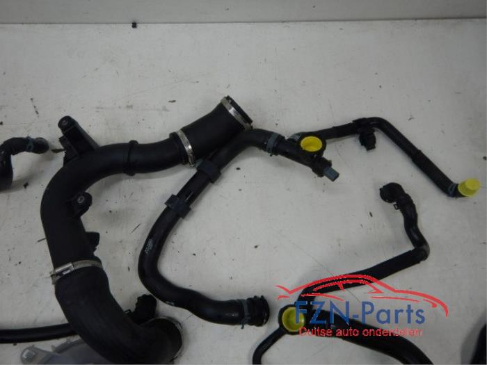VW Golf 8 Achterklep Bekleding + Instap + Laadvloer