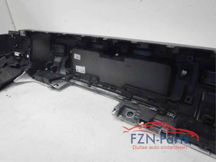 Land Rover Defender L663 Achterbumper 6PDC L