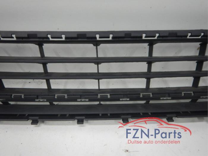 VW Golf 7 Inleg Voorbumper Midden