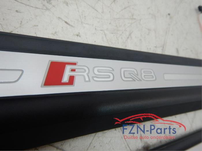 Sierstrip Audi Q8 (22739312)
