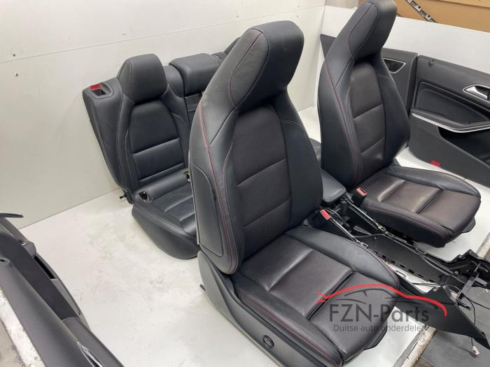 Mercedes-Benz W176 A45 A-Klasse AMG Interieur Leer Leder Memory Verwarnbaar Elektrisch