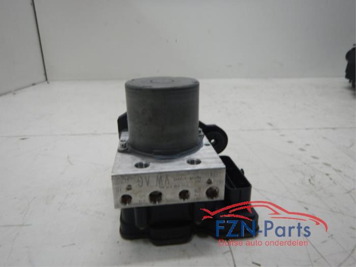 VW Polo 2G ABS Pomp (Hydraulic Unit Connector)