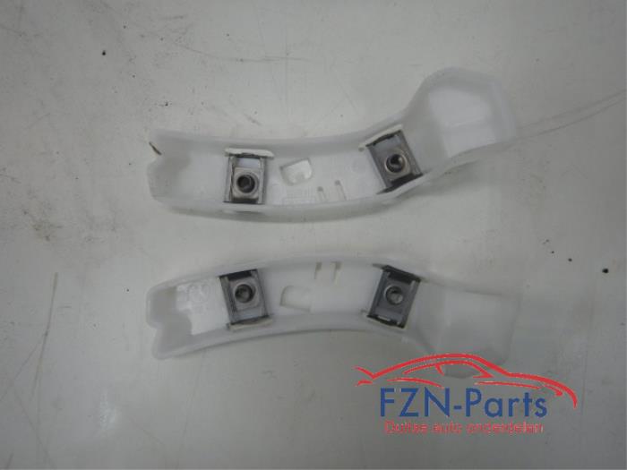 Peugeot 208 Bumpergeleiders Voorzijde LR