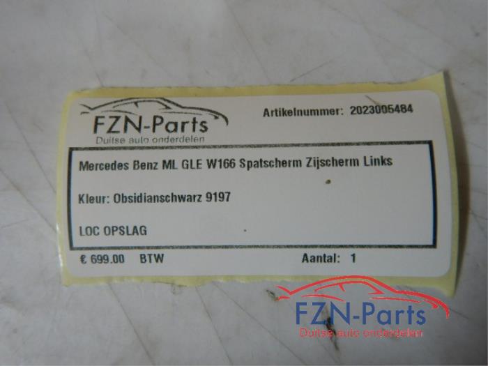 Scherm links-voor Mercedes ML-Klasse (22724211)