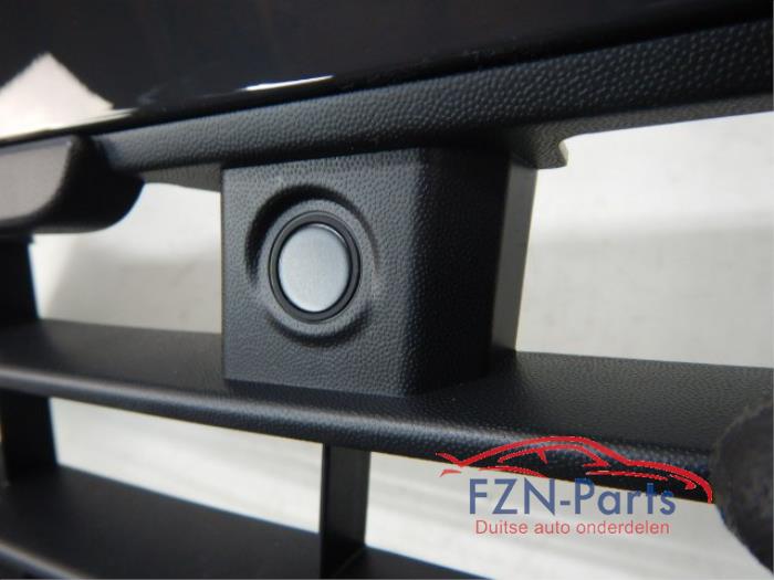 VW Golf 8 Voorbumper 4PDC LI7F