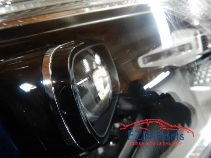 Mercedes-Benz C-Klasse W206 Koplamp Rechts