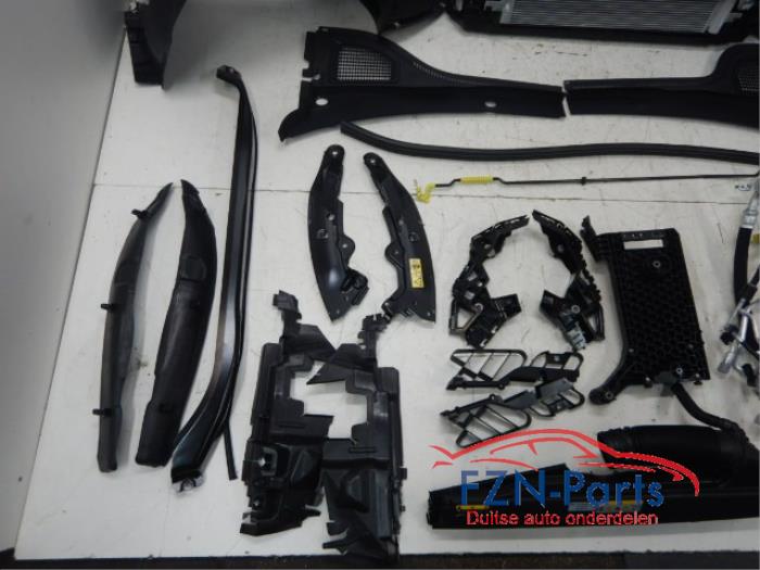 VW Golf 8 1.4 E-Hybrid TSI 4PDC LC5B 005/006