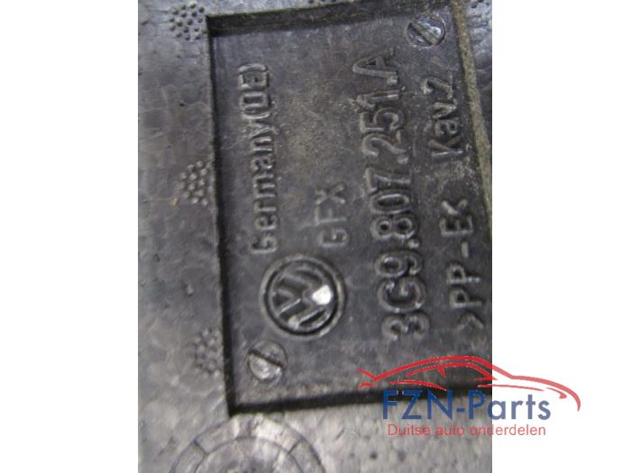 Diversen Volkswagen Passat (22741880)