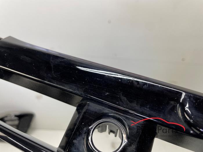 Bumper Rooster Volkswagen Golf (22921920)