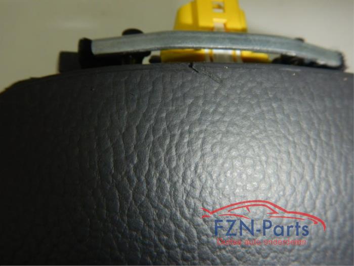 VW Golf 7 Stuurairbag met lichte schade