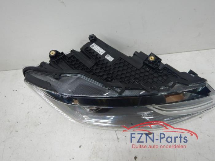 VW Caddy 2K8 Koplamp Rechts VOLLED