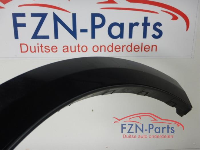 Wielrand achter Audi Q8 (22744104)