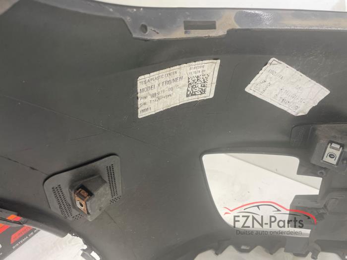 Tesla Model X Voorbumper 4 PDC Zwart