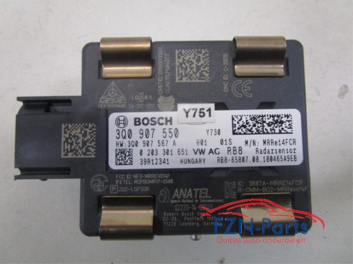Radar sensor Volkswagen Touareg (22738451)