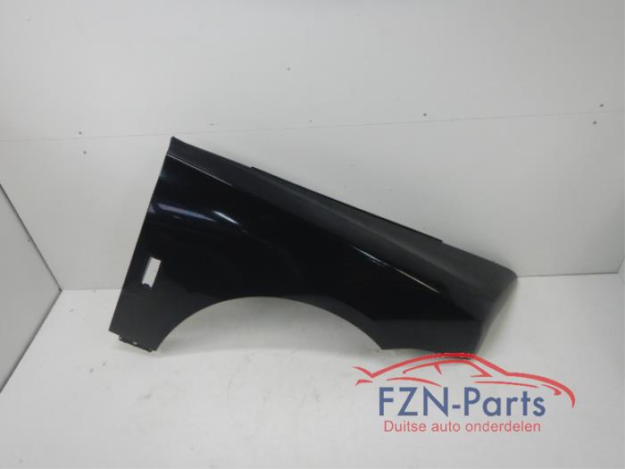 Scherm rechts-voor Rolls Royce Cullinan (22724093)