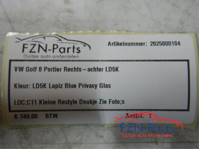 VW Golf 8 Portier Rechts-achter LD5K