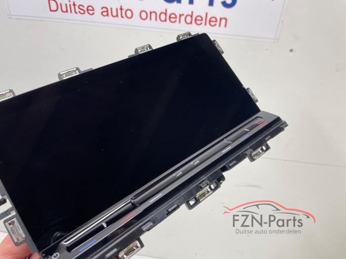VW Golf 8 GTE Multimedia Display scherm