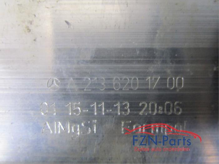 Diversen Mercedes E-Klasse (22739246)