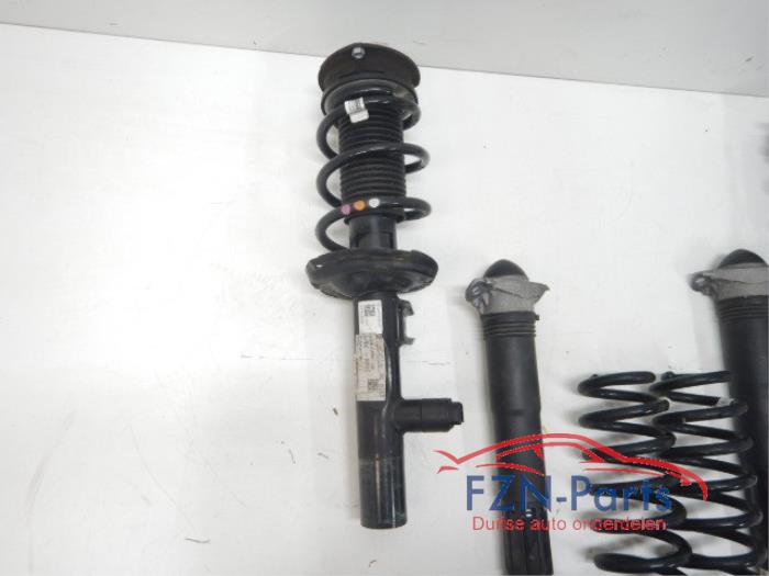 VW Tiguan R 5NA Veerpoten Schokdemper Veren Set DCC 5QF512009A