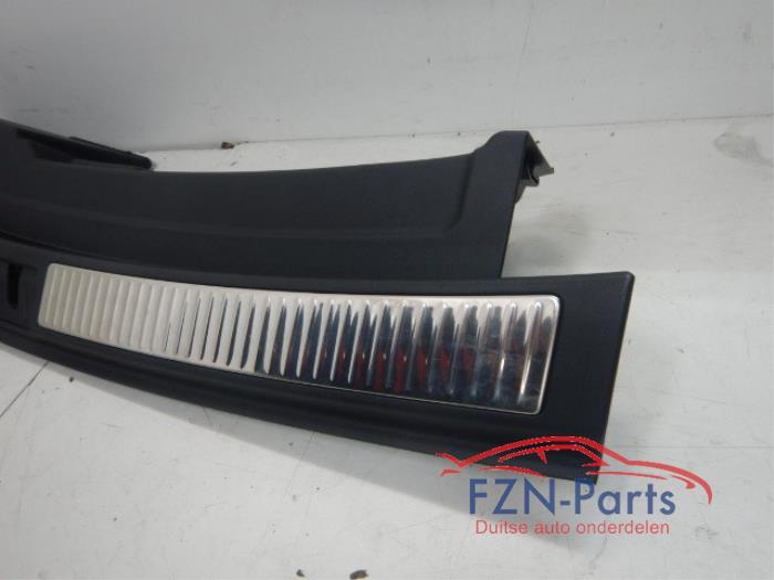VW Touareg 760 Instapbekleding Achterklep