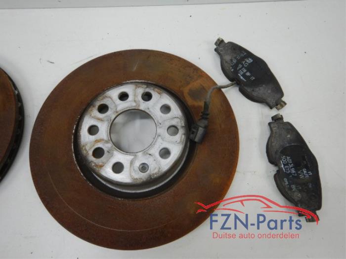 VW Golf 7 Remset Remschijven Remblokken