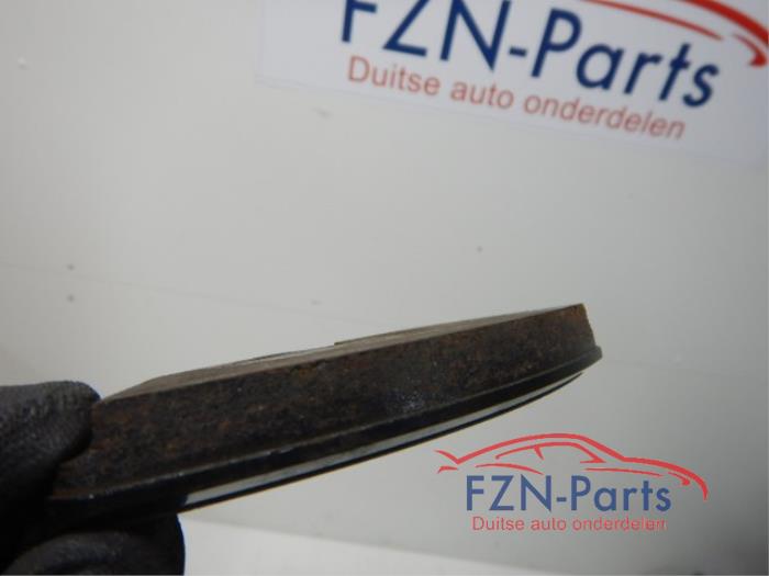 Remblok voor Volkswagen Golf (22743565)