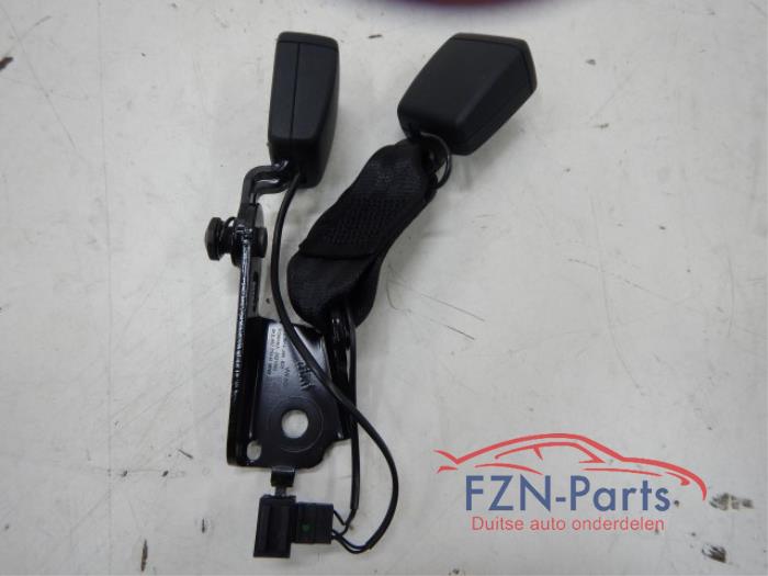 Gordelaangever links Audi E-Tron (22745171)