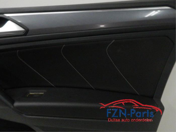 VW Tiguan 5NA R-Line Leer Deurpanelen Dynaudio Speakerset