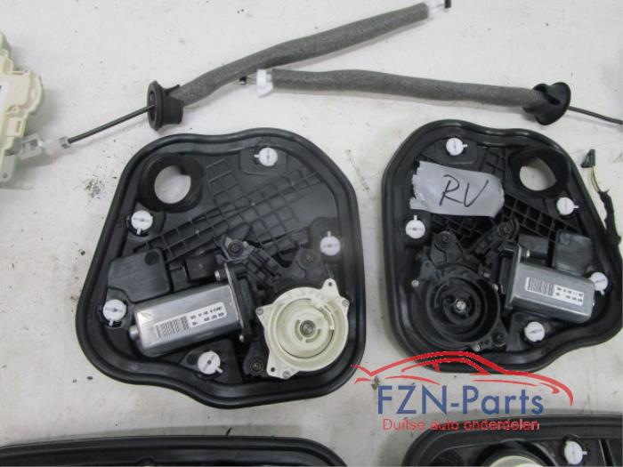 Audi A7 S7 RS7 4G Servosluiting Soft close Sluithulp Set V+A