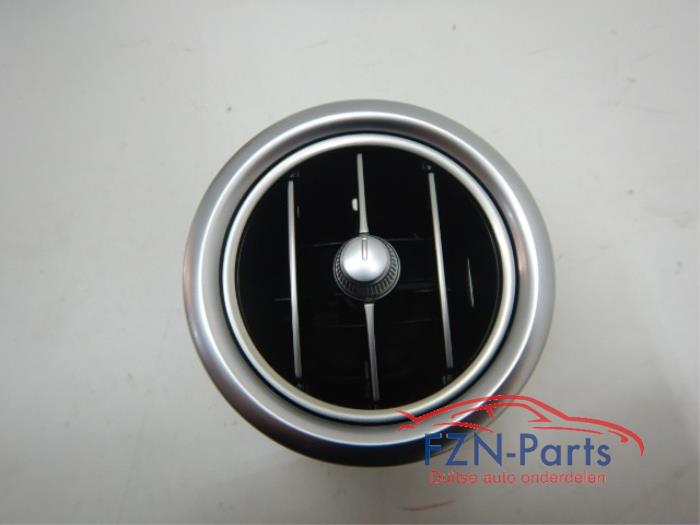 Luchtrooster zijkant Mercedes Vito (22740758)