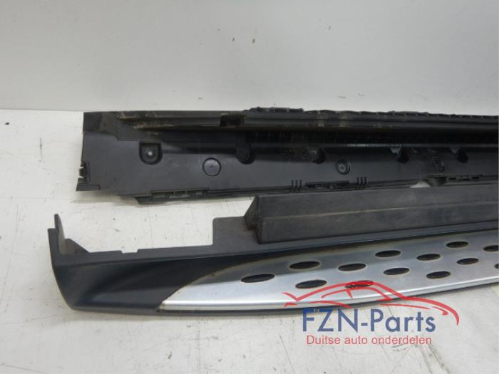 Zijskirt links Mercedes ML-Klasse (22727607)